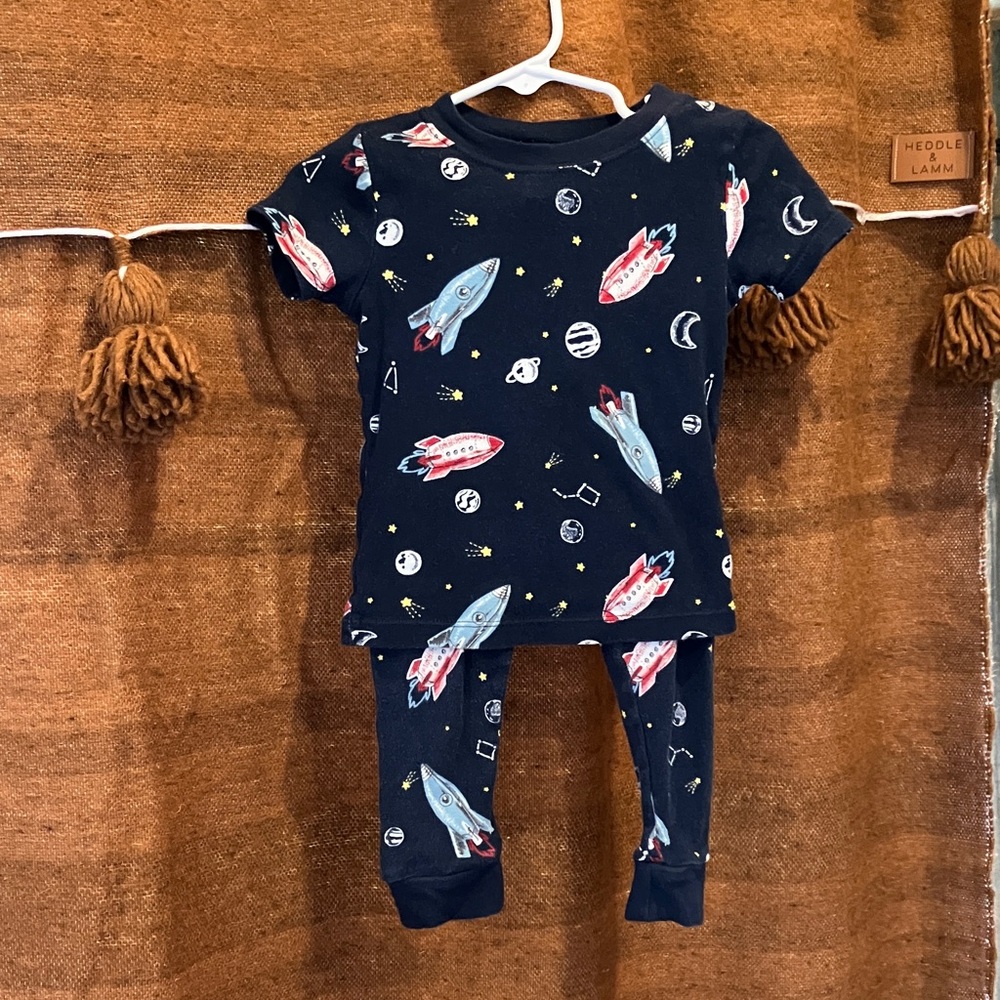 💥Bundle 3 for $15!💥 Rocket Print Toddler Pajama Set
